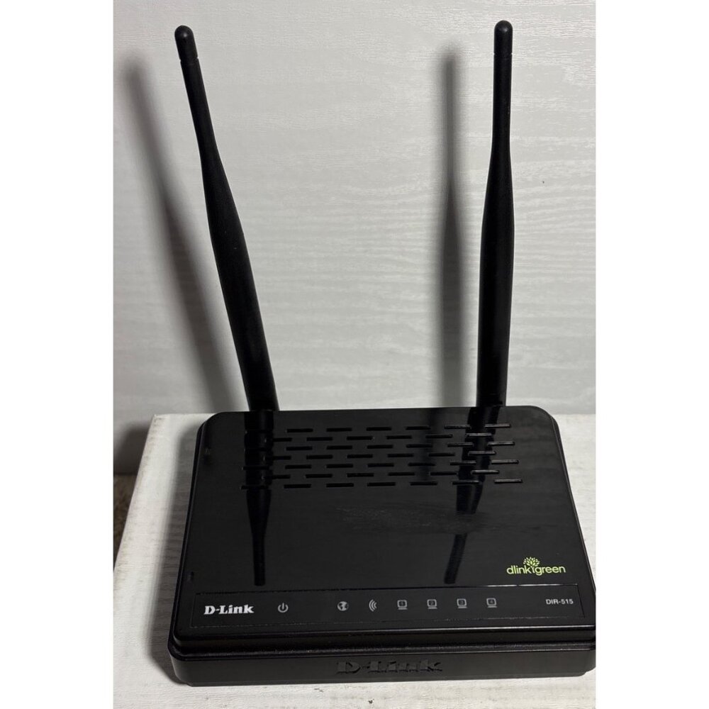 D-Link Dir-515 Wireless N300 Router With Dual Antennas & D-Link Green Technology